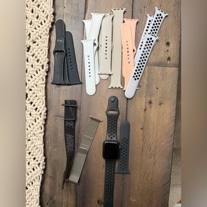 Apple Watch Series 6 Nike + Band Bundle